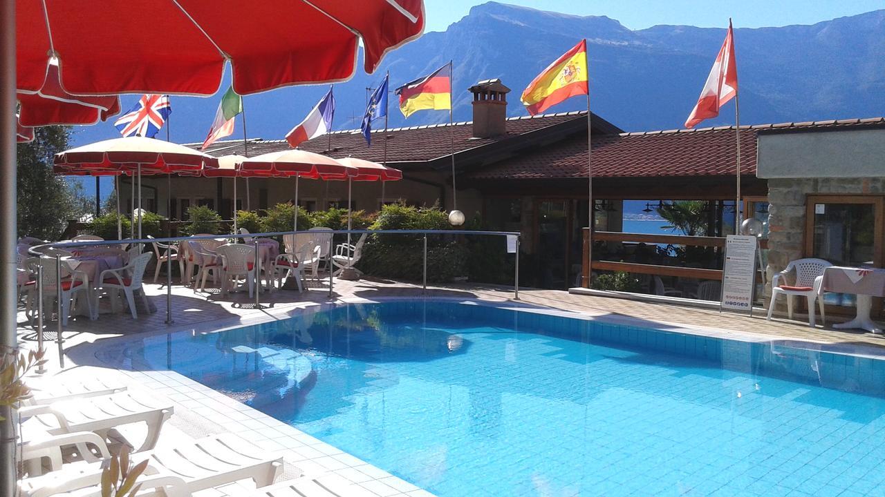 Residence Miravalle Limone sul Garda Exterior photo